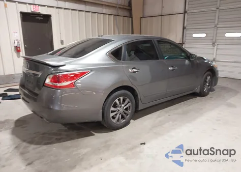 2015 Nissan Altima 2.5 S z USA, uszkodzony, nr VIN 1N4AL3AP5FN398588